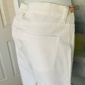 NWT Arden B brand white denim pants